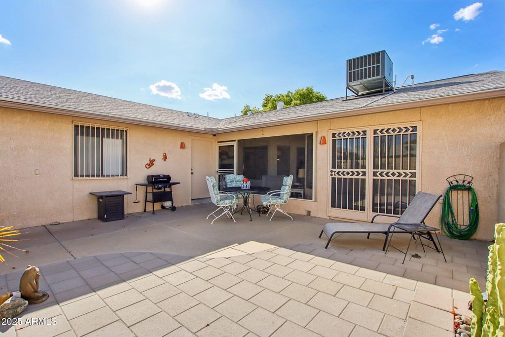 Image 33 of property listing at 13635 W MEEKER Boulevard, Sun City West, AZ 85375