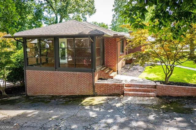 2020 Maple Street, Villa Rica, GA 30117