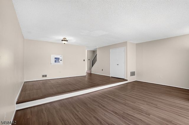 283 English Pl, Bernards Twp., NJ 07920