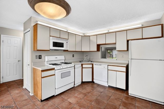 283 English Pl, Bernards Twp., NJ 07920