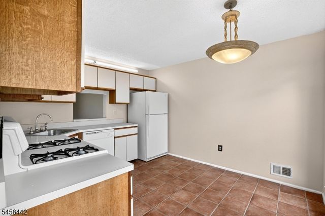 283 English Pl, Bernards Twp., NJ 07920