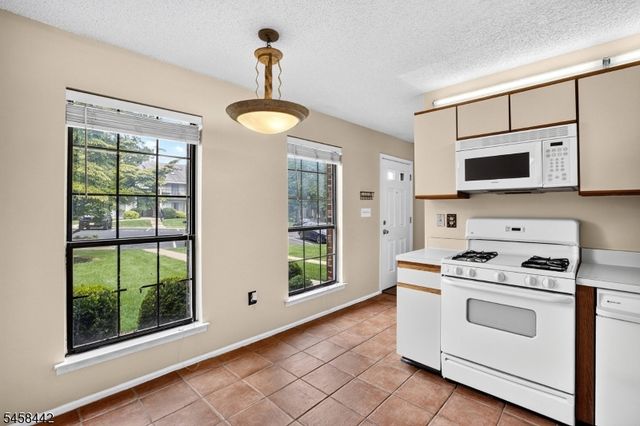 283 English Pl, Bernards Twp., NJ 07920