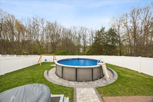 21 Reed Court, Washingtonville, NY 10992