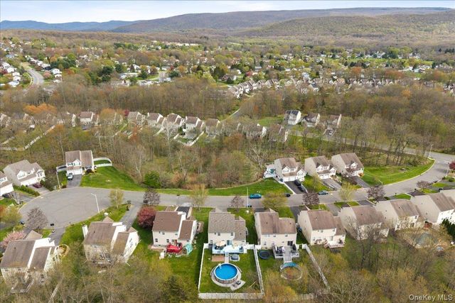 21 Reed Court, Washingtonville, NY 10992