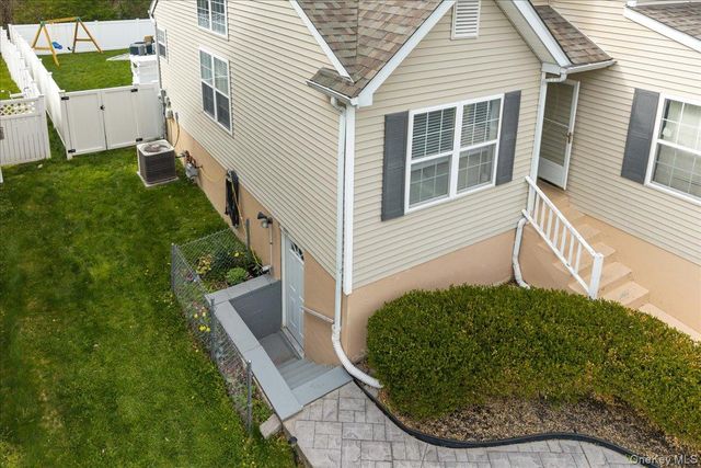 21 Reed Court, Washingtonville, NY 10992