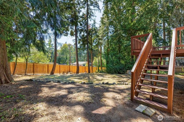991 Melia Lane NE, Bremerton, WA 98311