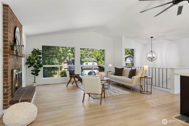 991 Melia Lane NE, Bremerton, WA 98311