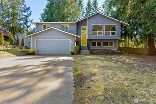 991 Melia Lane NE, Bremerton, WA 98311