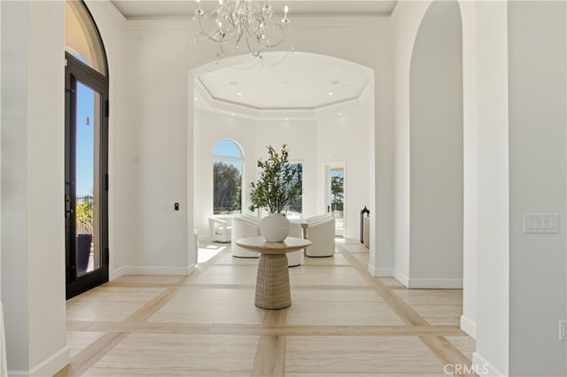 2499 Sierra, Upland, CA 91784