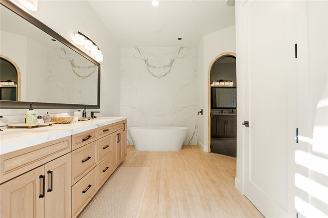 2499 Sierra, Upland, CA 91784