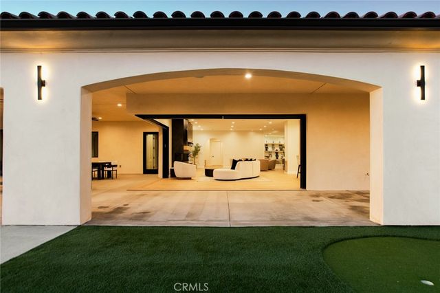 2499 Sierra, Upland, CA 91784