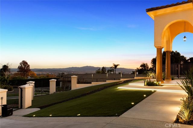 2499 Sierra, Upland, CA 91784