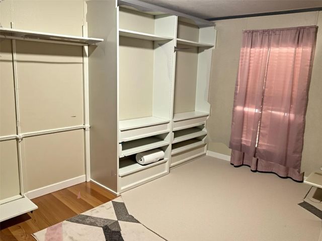 1225 W Highway 71 Highway W, Smithville, TX 78957