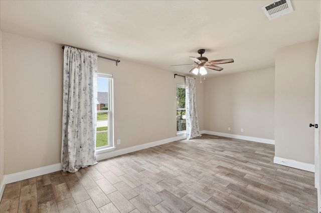 4132 Driscoll Drive, The Colony, TX 75056