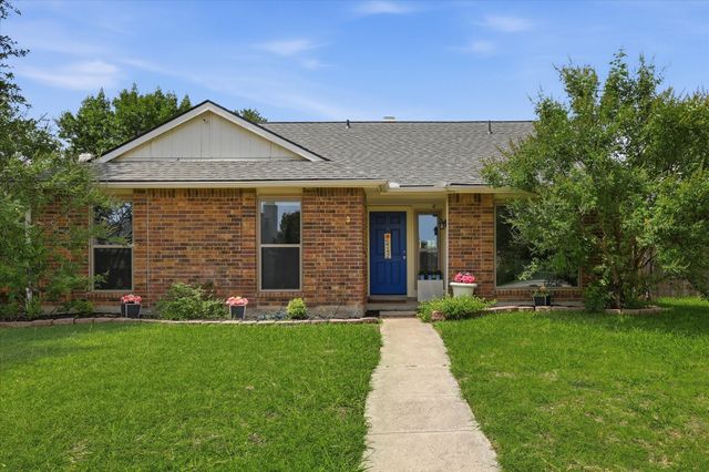 4132 Driscoll Drive, The Colony, TX 75056