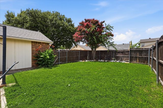 4132 Driscoll Drive, The Colony, TX 75056