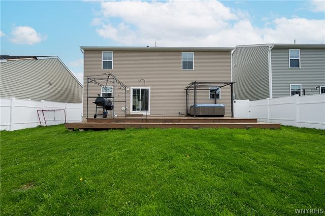 16 Stelle Street, Hamburg, NY 14075