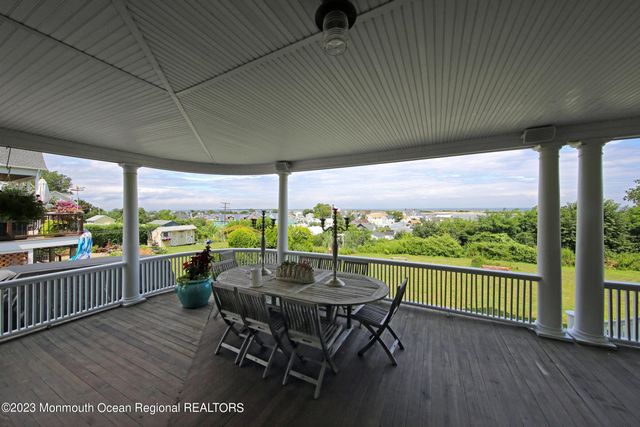 52 Navesink Avenue, Highlands, NJ 07732