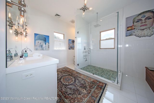 52 Navesink Avenue, Highlands, NJ 07732