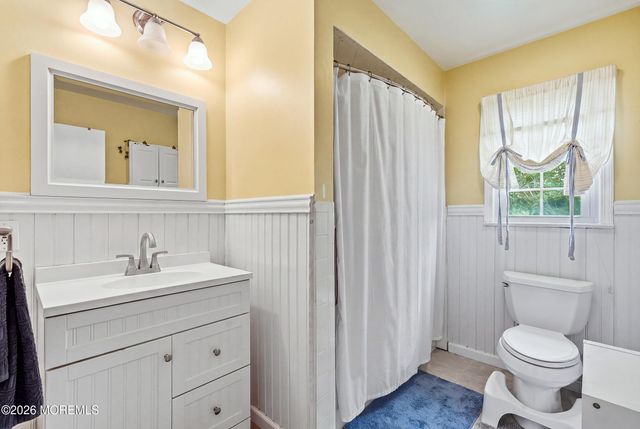 20 Whitehall Circle, Oceanport, NJ 07757