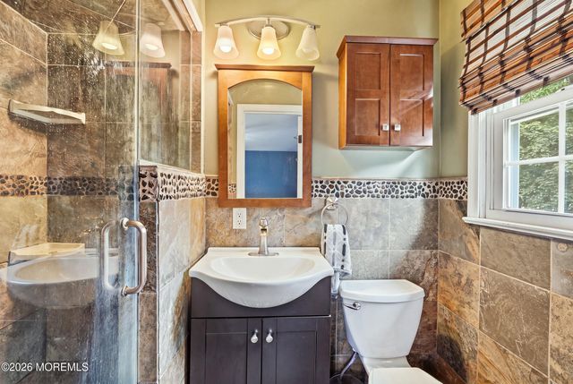 20 Whitehall Circle, Oceanport, NJ 07757