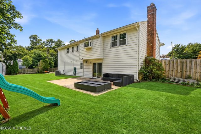 20 Whitehall Circle, Oceanport, NJ 07757