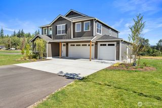17825 11TH Avenue NE, Arlington, WA 98223