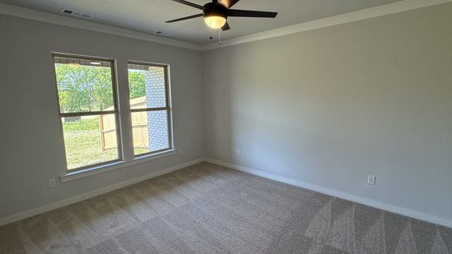 492 W Foxrun, Springfield, TN 37172