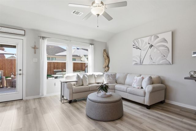 2229 Sun Star Drive, Haslet, TX 76052