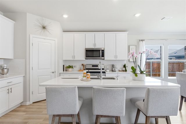 2229 Sun Star Drive, Haslet, TX 76052