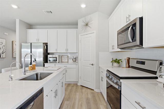 2229 Sun Star Drive, Haslet, TX 76052