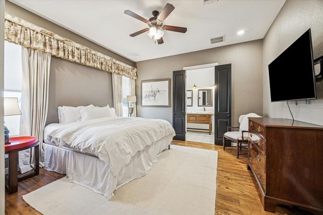 124 Rebekah's Crossing, Round Top, TX 78954