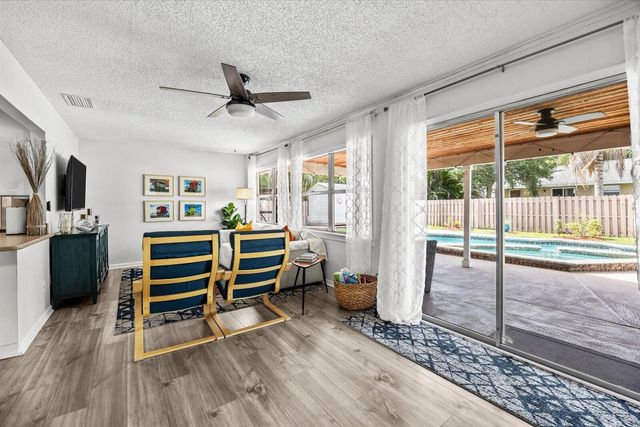 1004 NW 16th Place, Stuart, FL 34994