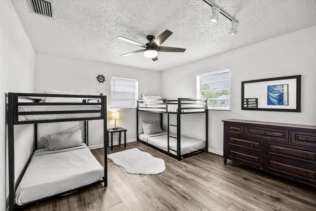 1004 NW 16th Place, Stuart, FL 34994