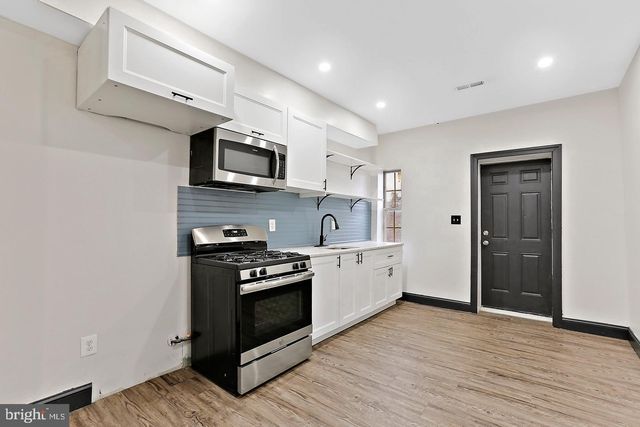 1732 MCCULLOH ST, Baltimore, MD 21217