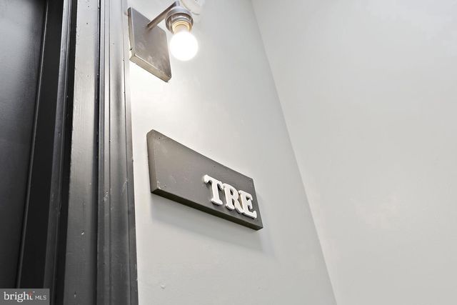 1732 MCCULLOH ST, Baltimore, MD 21217