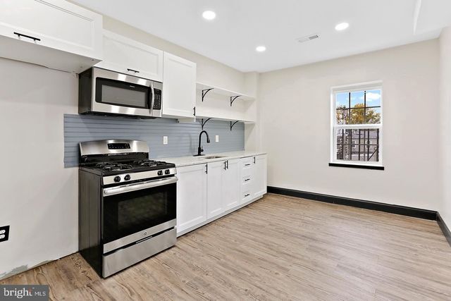 1732 MCCULLOH ST, Baltimore, MD 21217