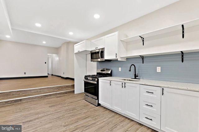 1732 MCCULLOH ST, Baltimore, MD 21217