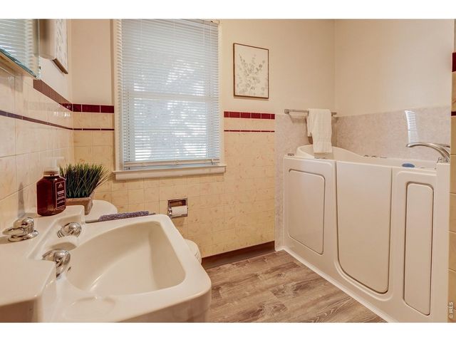 4 Cottonwood Ave, Eaton, CO 80615