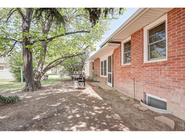 4 Cottonwood Ave, Eaton, CO 80615