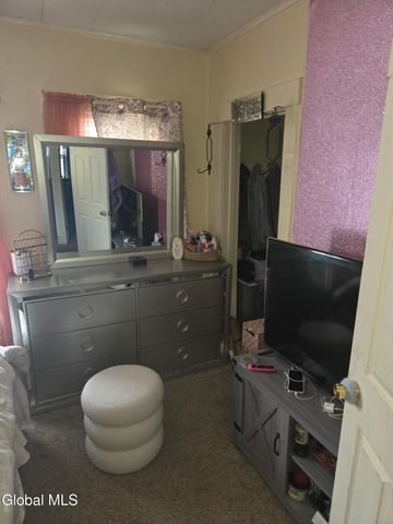 214 6th Avenue, Watervliet, NY 12189