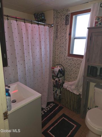 214 6th Avenue, Watervliet, NY 12189