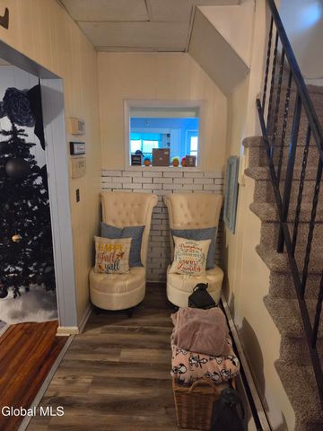 214 6th Avenue, Watervliet, NY 12189