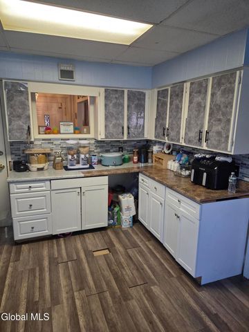 214 6th Avenue, Watervliet, NY 12189