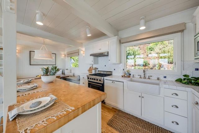 621 Beach Drive, Aptos, CA 95003
