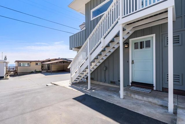 621 Beach Drive, Aptos, CA 95003