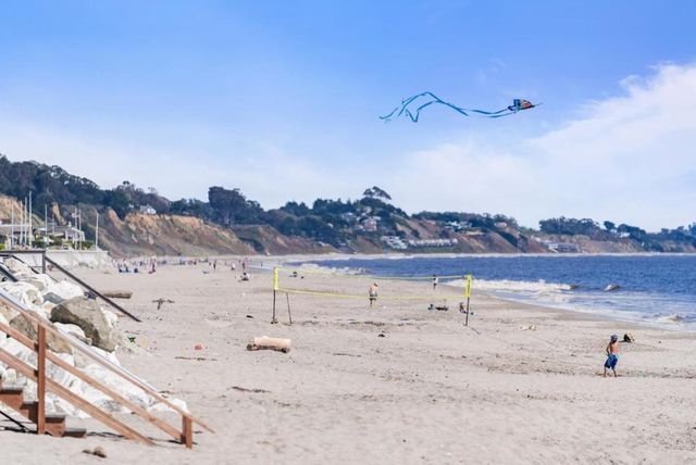 621 Beach Drive, Aptos, CA 95003