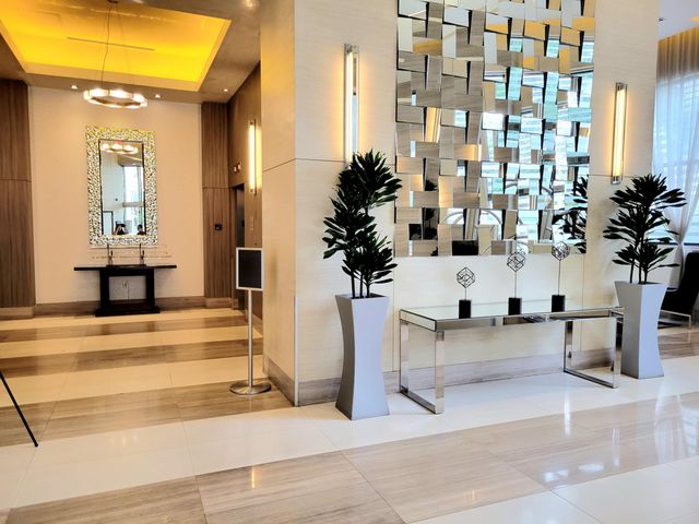 999 SW 1st Avenue 1914, Miami, FL 33130