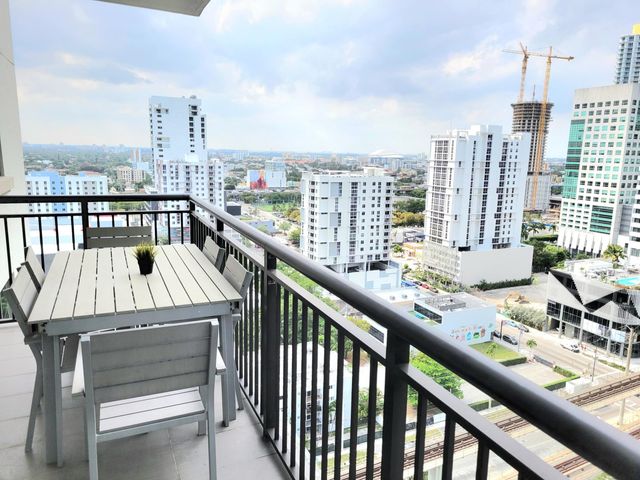 999 SW 1st Avenue 1914, Miami, FL 33130