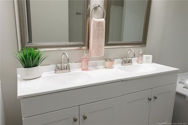 5873 Saint Josephs Drive, Fayetteville, NC 28306